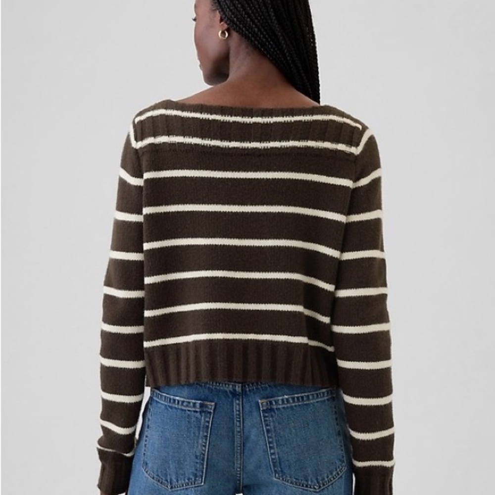 Cashsoft Boatneck Sweater - Picture 2 of 5